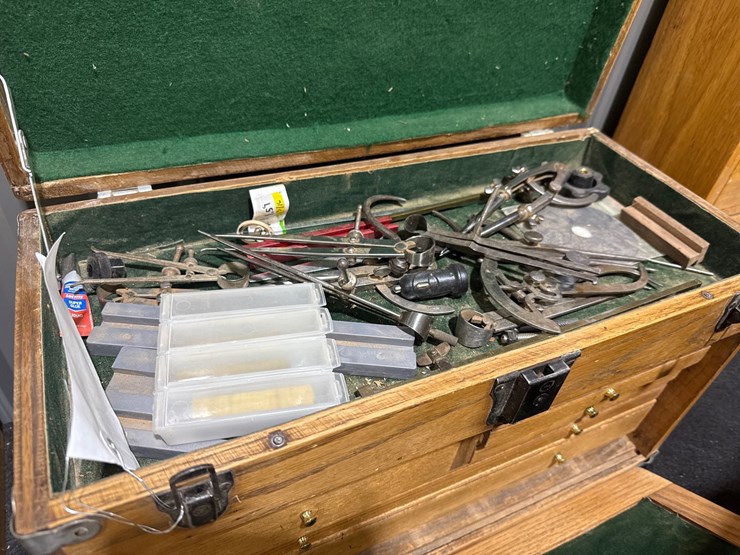 #717-•-wooden-tool-box-image-5