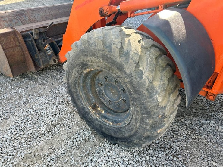 kubota-r420s-image-15