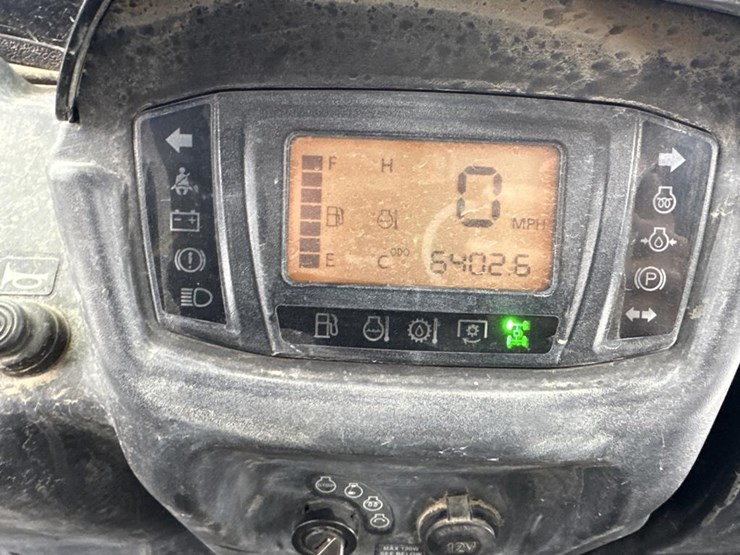 kubota-rtvx1140-image-27