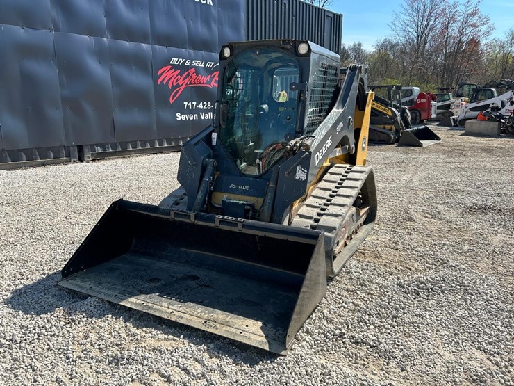 2019-deere-317g-image-8