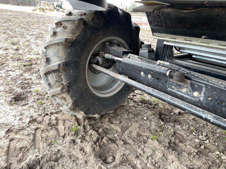 gleaner-r65-image-37