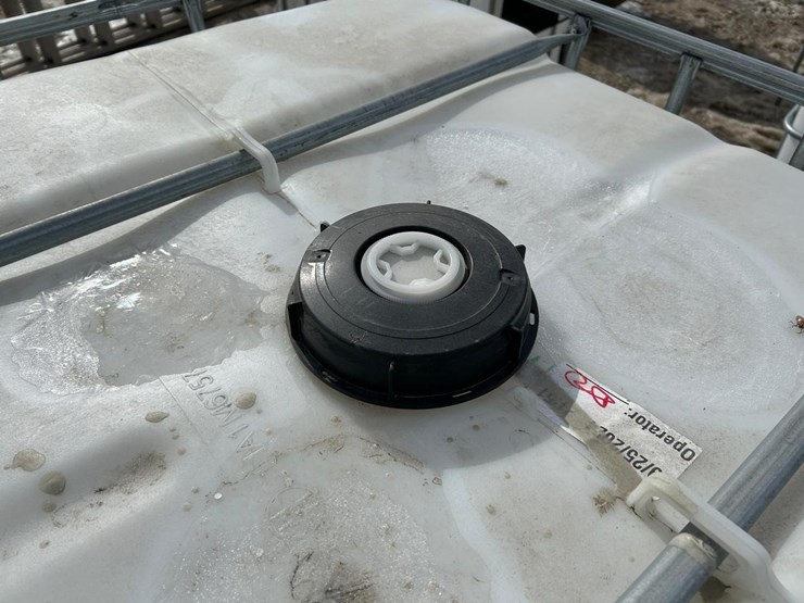 water-tank-tote-image-5