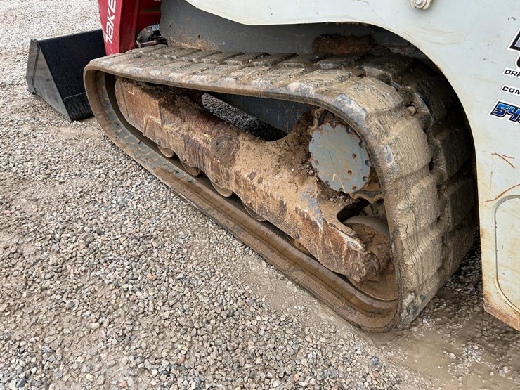 2017-takeuchi-tl12r2-image-17