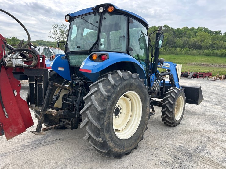 new-holland-t4.95-image-4