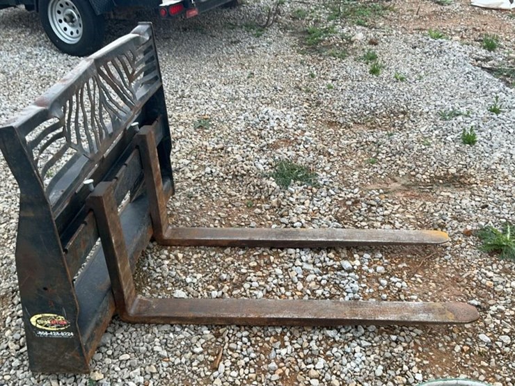 #149-•-quick-attach-forks-image-2