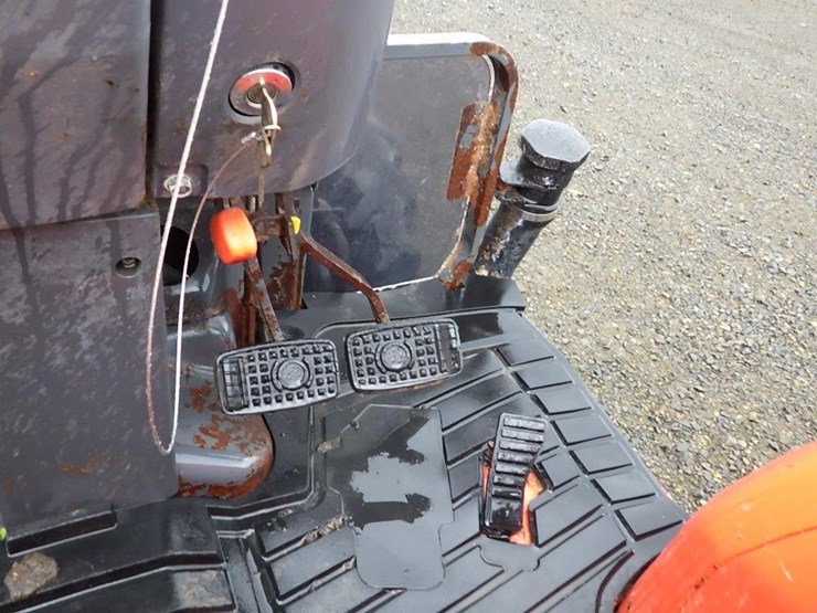 2018-kubota-l3560-image-12