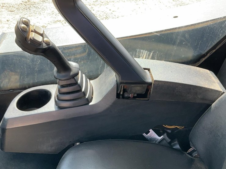 2021-jcb-215t-image-20