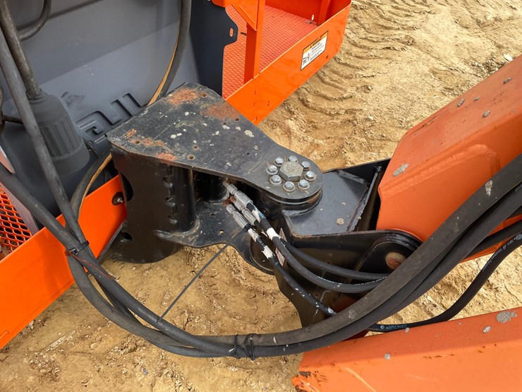 jlg-600aj-image-43