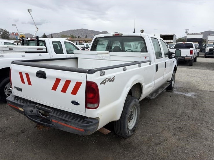 2004-ford-f250-image-4