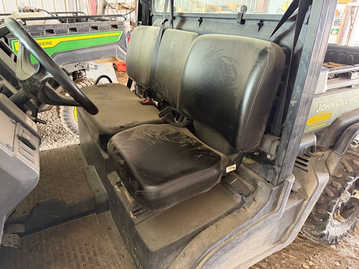 john-deere-gator-image-42