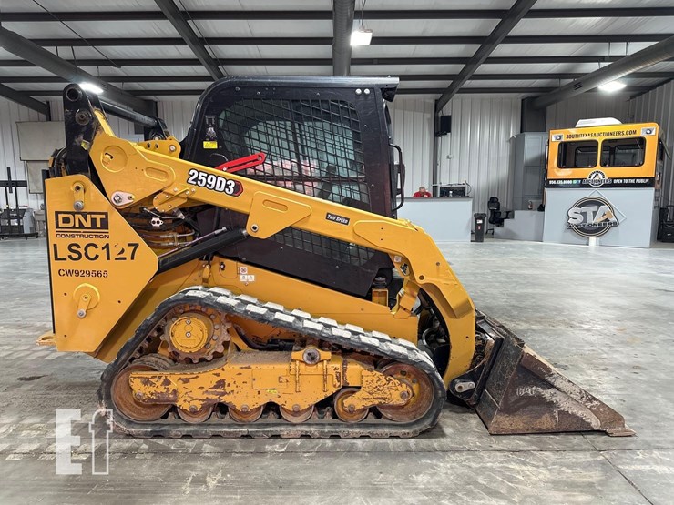 2023-caterpillar-259d3-image-6