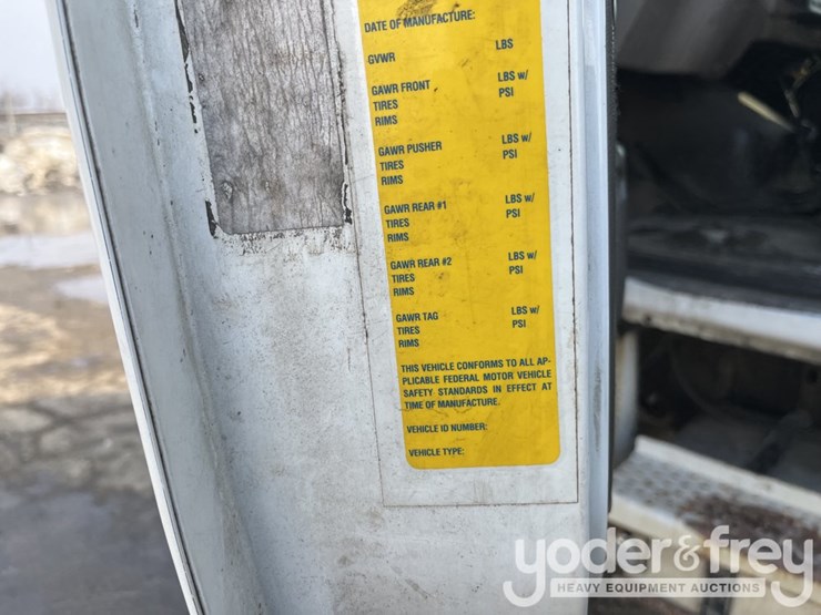 2005-sterling-acterra-image-12