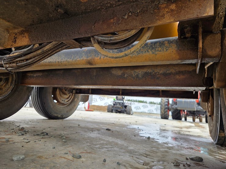 2019-massey-ferguson-8-image-39