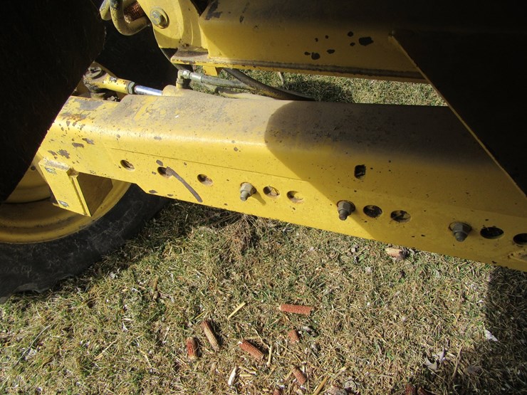 new-holland-tr96-image-19