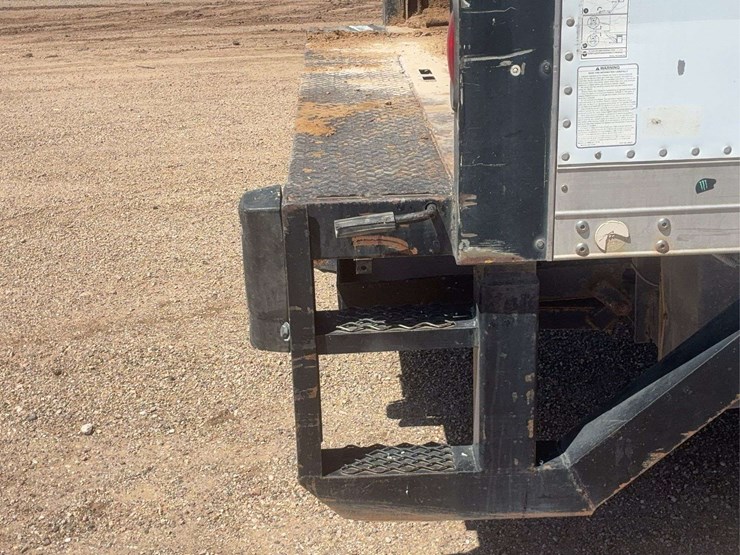 2006-chevrolet-w3500-image-15