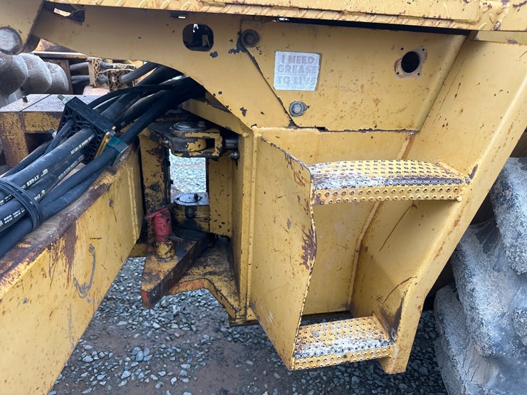 caterpillar-cp-563c-image-19