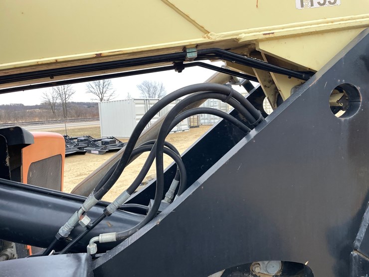 2013-jlg-g6-42a-image-41