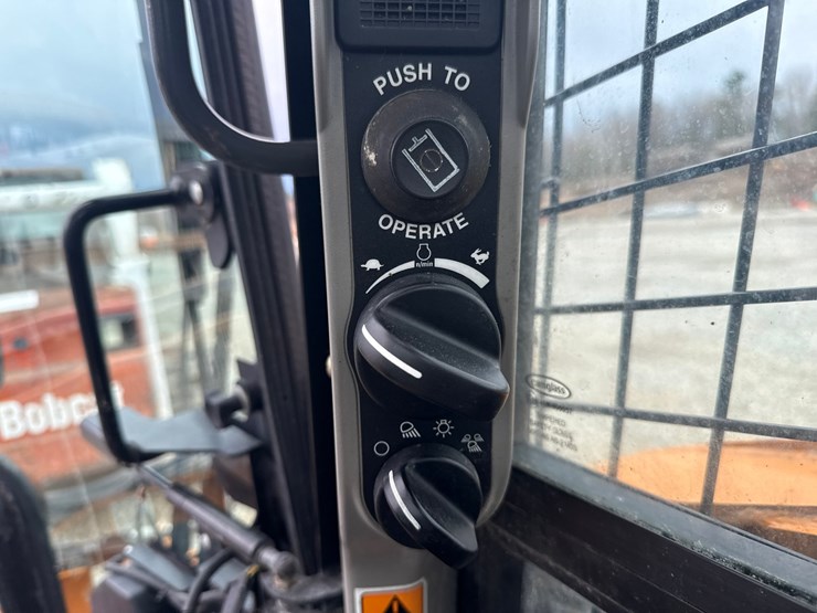 case-sr210b-image-27