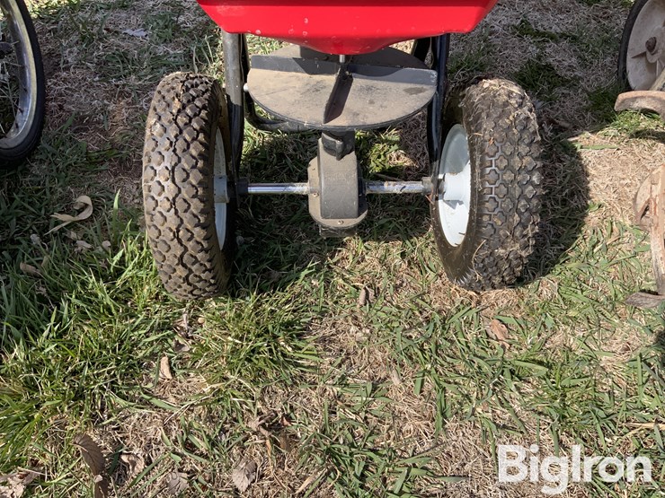 tiller,-broadcast-spreader-image-14