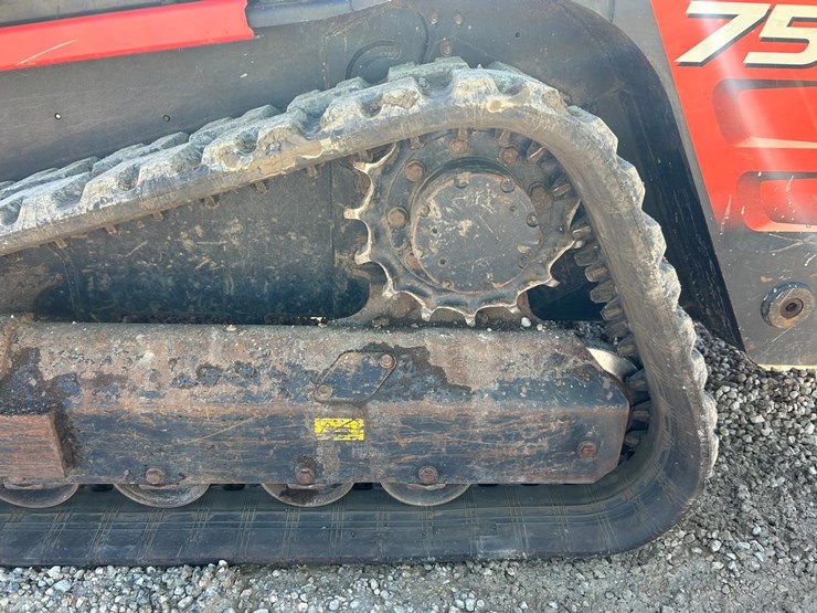 2017-kubota-svl75-2-image-18