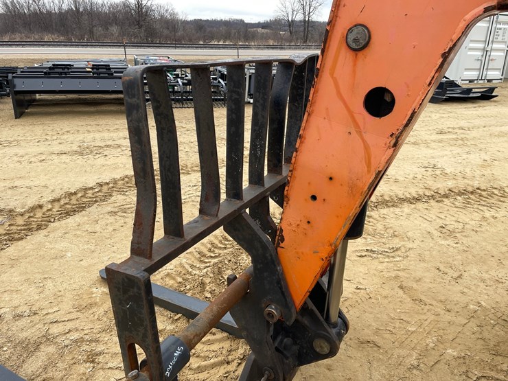 2012-jlg-g6-42a-image-32