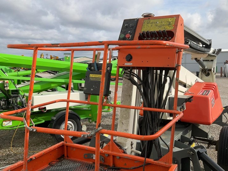 #312-•-2017-snorkel-49'-towable-boom-lift-image-33