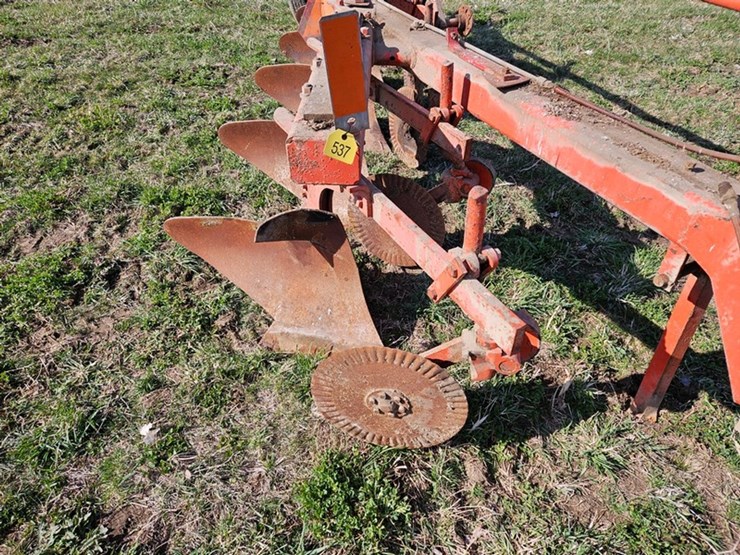 #537-•-5-bottom-plow-image-10