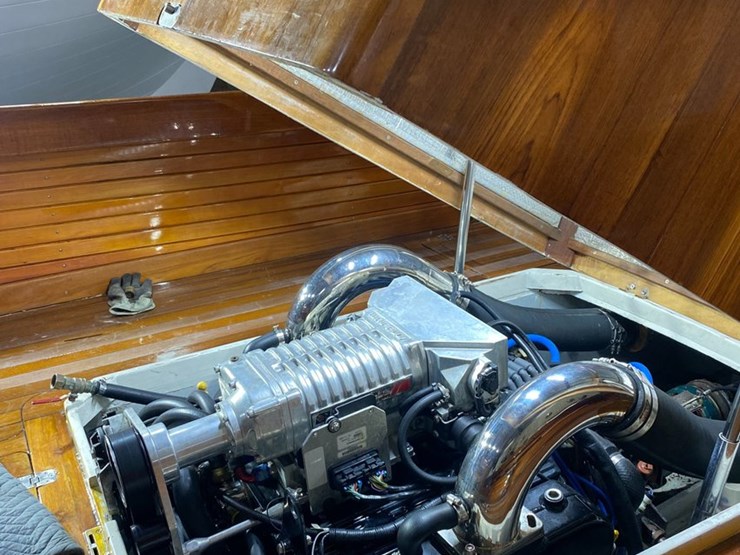 #9549-•-“sweetheart”-–-custom-monomoy-24'-center-console-|-high-performance-shallow-water-sportfish-image-17