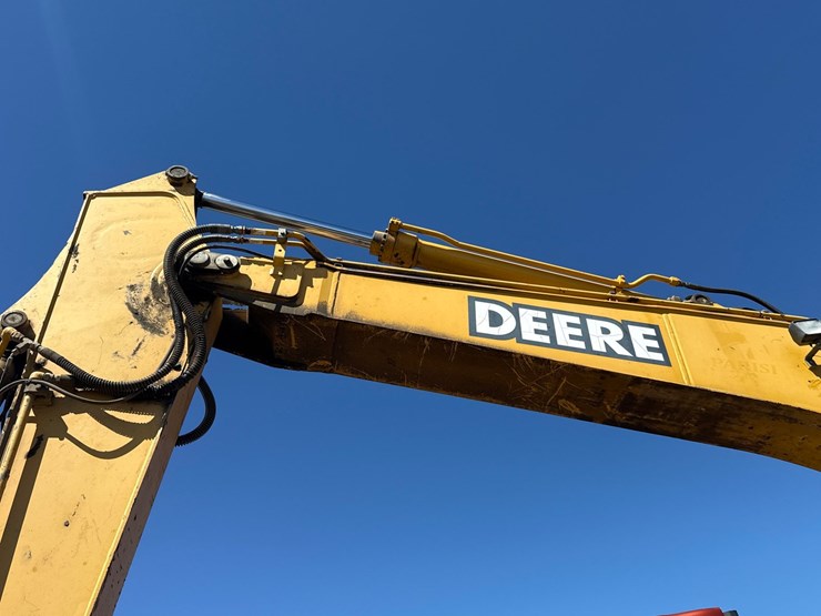 2009-deere-225-lc-image-22