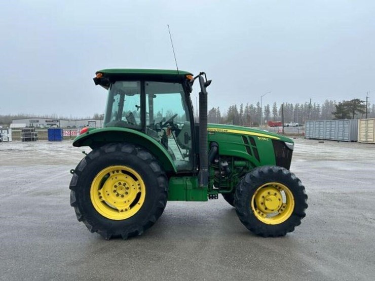 2016-john-deere-5085e-image-4