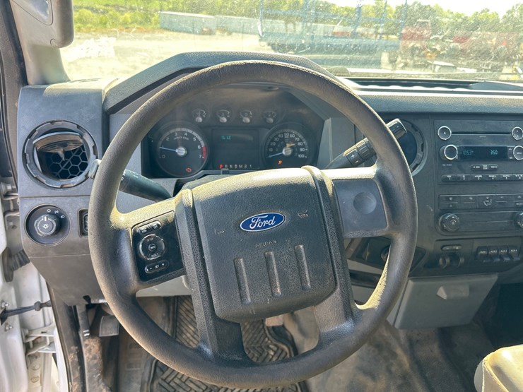 2012-ford-f350-image-12