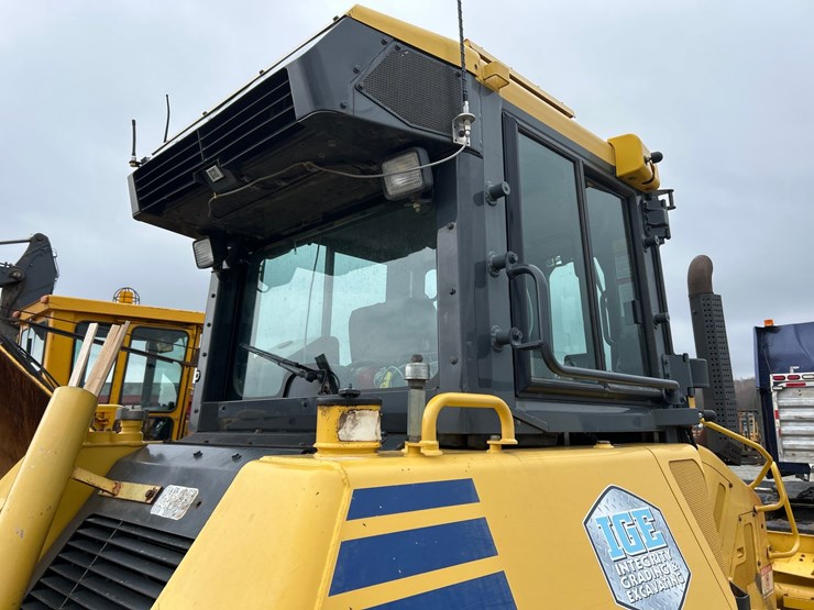 komatsu-d61pxi-23-image-49