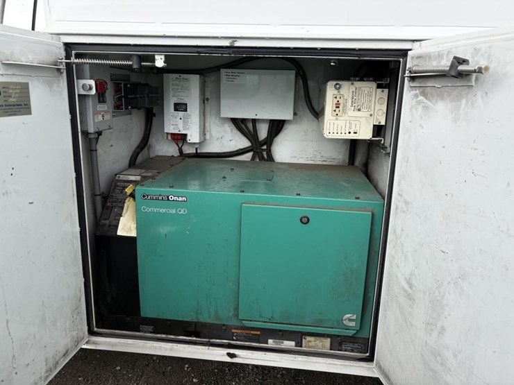 2012-ford-f550-image-12