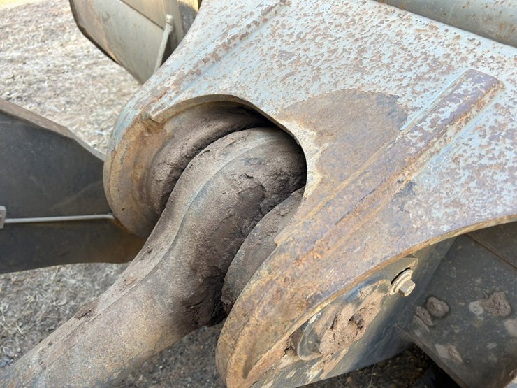 volvo-l250g-image-12