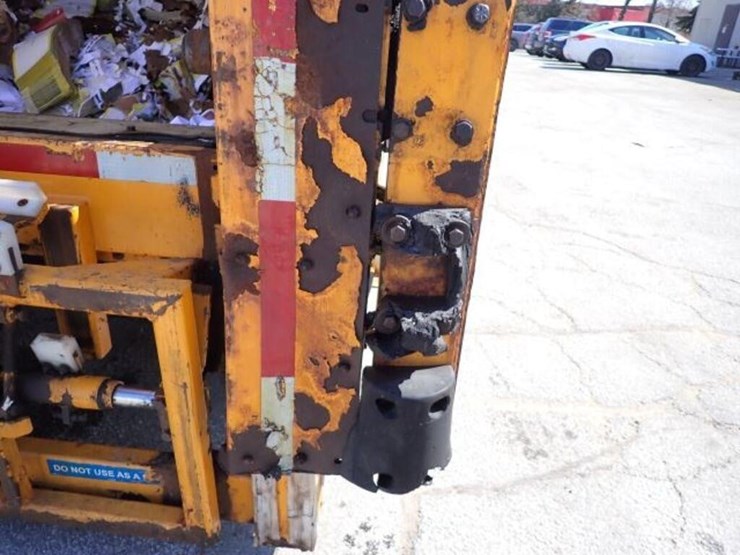 2017-western-star-4700sb-image-63