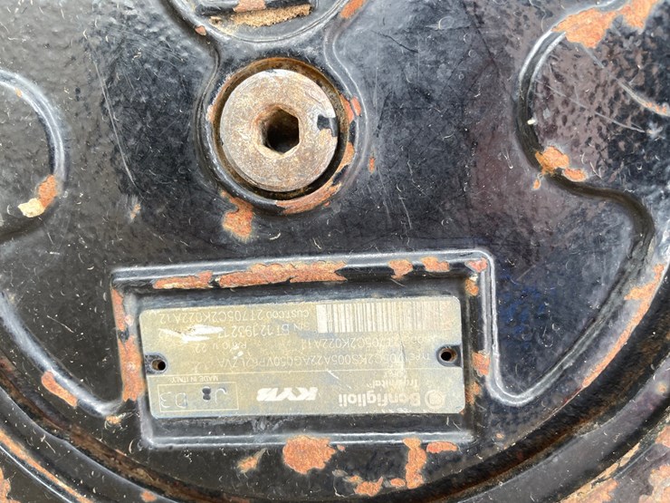 2013-gehl-rt210-image-20