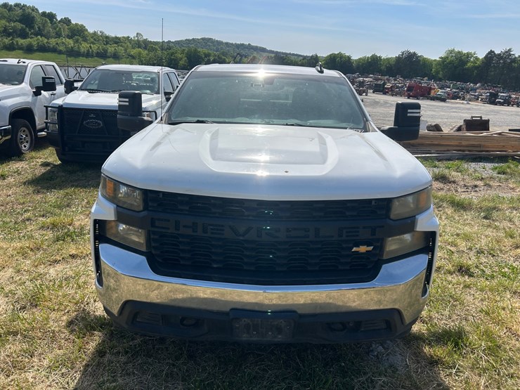 2020-chevrolet-silverado-1500-image-5