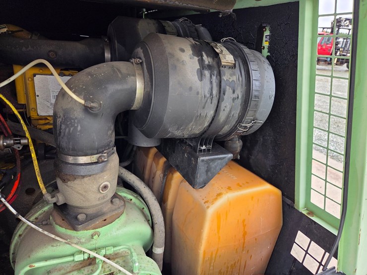 john-deere-4045hf285-image-19