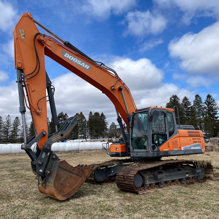 DOOSAN DX225 LC