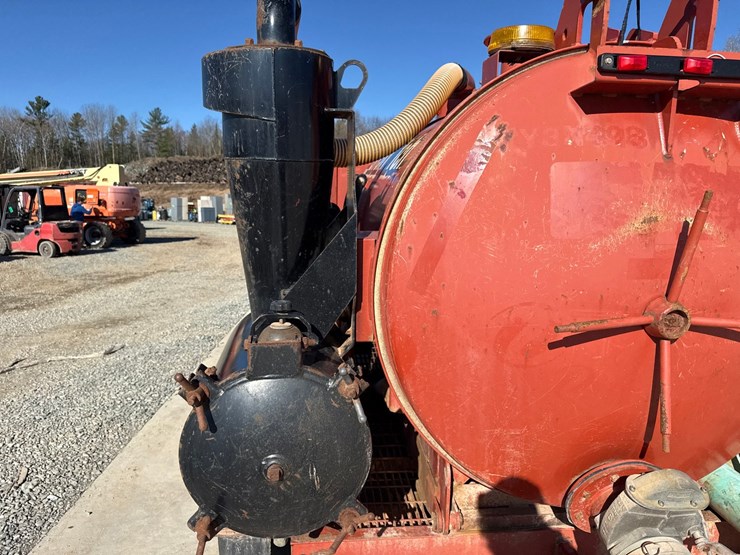 2010-ditch-witch-fx60-image-35