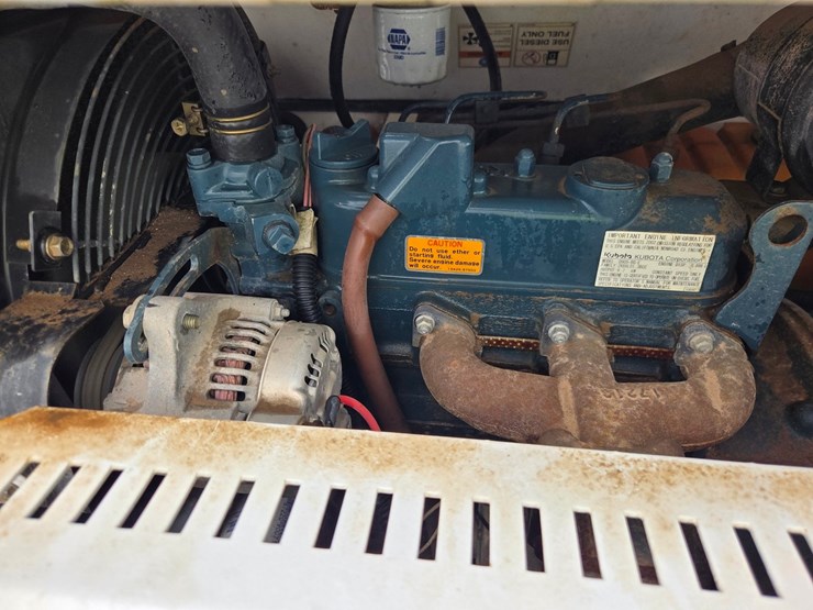 2002-massey-ferguson-8-image-31