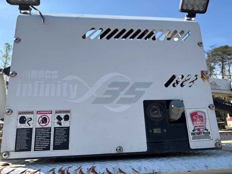 2004-ford-f750-image-7