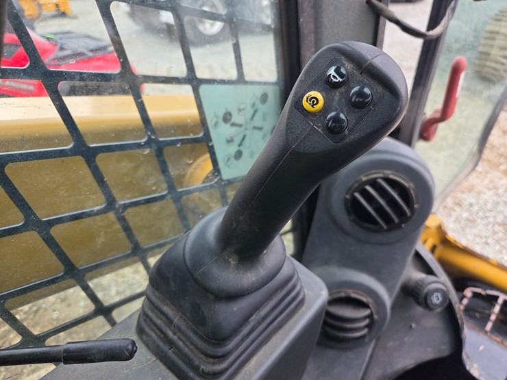 caterpillar-259d3-image-42