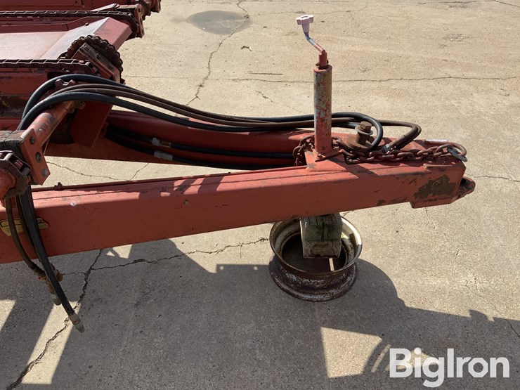 hesston-m60a-stak-mover-image-16