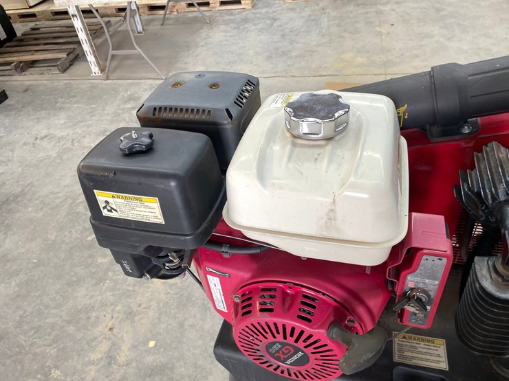 #7556-•-north-star-30-gallon-air-compressor-image-20