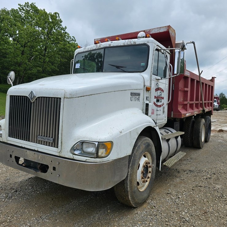 1998 INTERNATIONAL 9200
