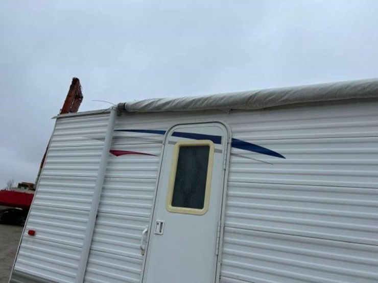 2010-gulf-stream-innsbruck-supreme-lodge-40tbs-t/a-image-42