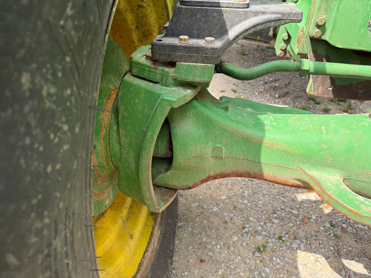 2010-john-deere-8270r-image-18