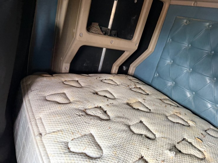 international-9200i-image-74