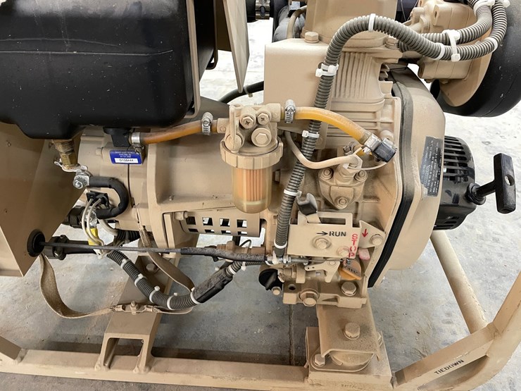 #7549-•-military-diesel-generator-image-10